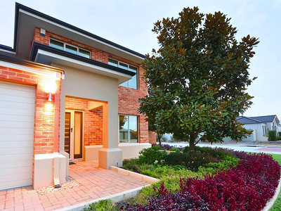 15 Clontarf Terrace, Canning Vale