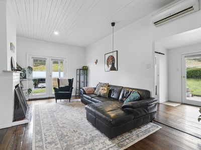 140 Cross Road, Lucaston