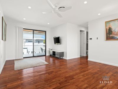 1 Marina Parade, Jacobs Well