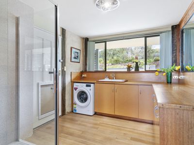 380 Dulcia Road, Gordon