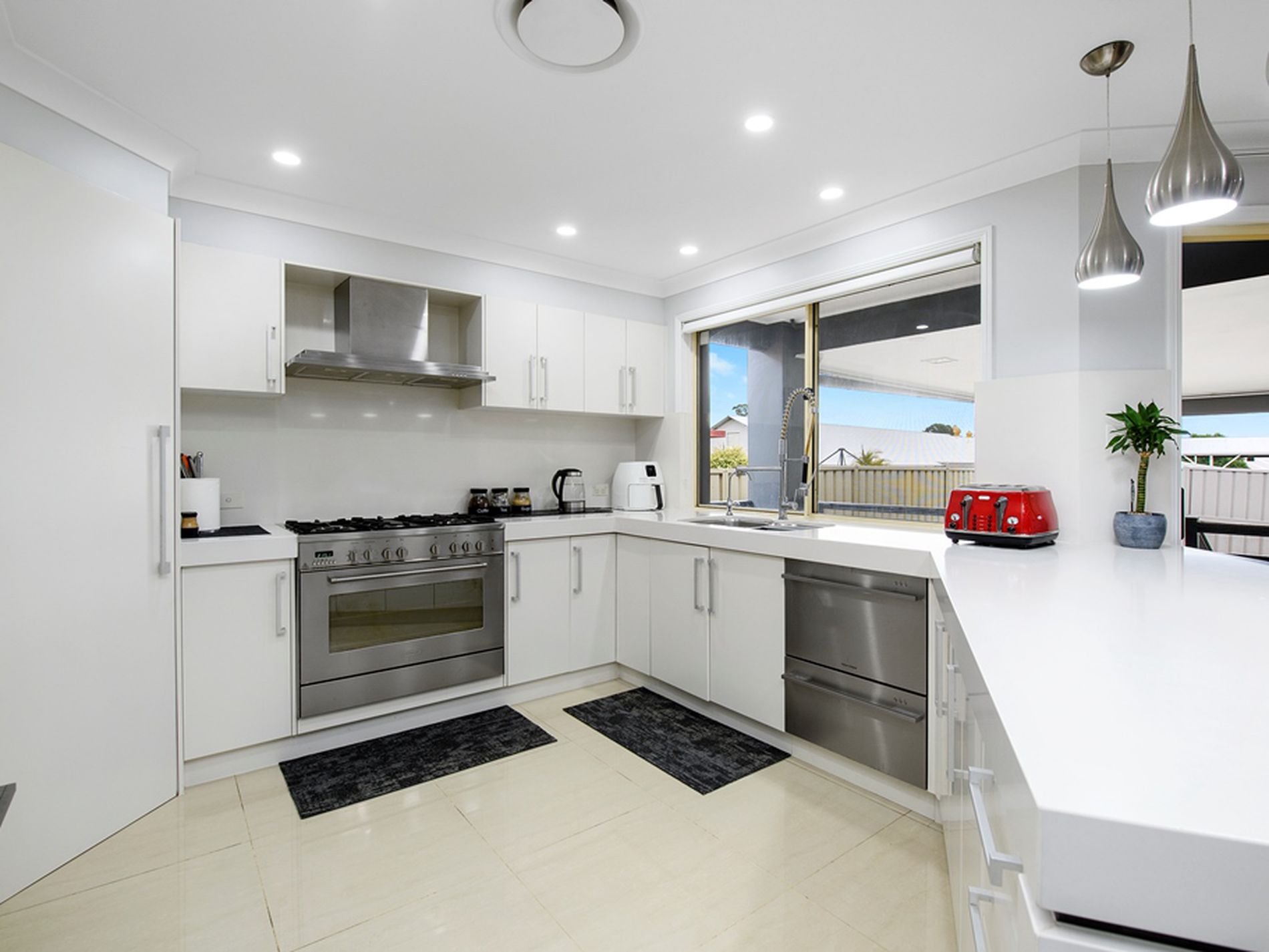34 Oakleaf Avenue, Glenwood