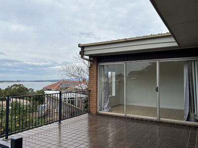 1 / 99 Lake Heights Road, Lake Heights