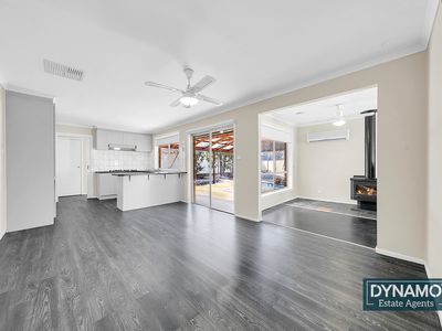 8 Wick Close, Craigieburn