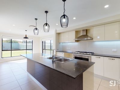 28 Argyle Avenue, Dubbo