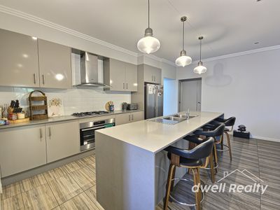 77 Summercloud Crescent, Vincentia