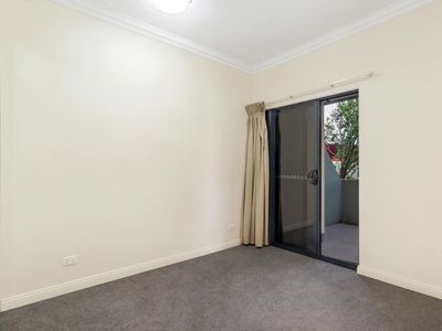 305 / 12 salonika, Parap