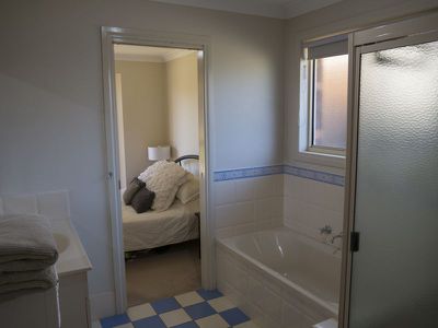 48 Cardiff Arms Avenue, Dubbo