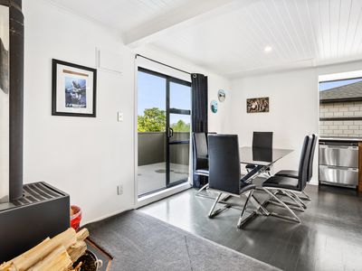 276 Sturges Road, Henderson