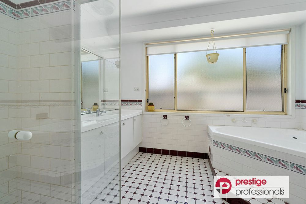 2 Torrens Court, Wattle Grove