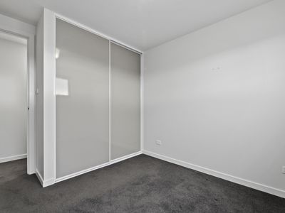 2 / 54 Landsborough Avenue, Newstead