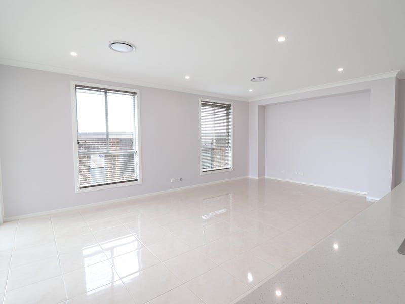 9 Rowan Street, Oran Park