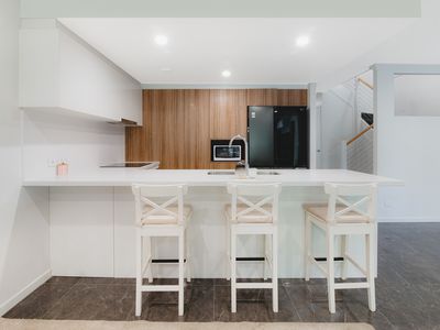 22 / 18 Tian Crescent, Upper Coomera