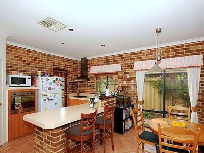 351 Epsom Avenue, Redcliffe