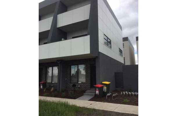 6 / 127 Punt Street, Craigieburn
