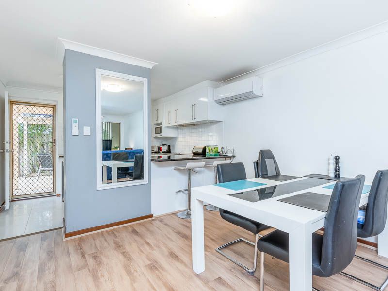 3/5 Waterway Gardens, Churchlands