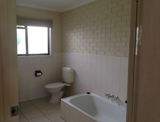 Noosa Heads unit for rent image 8