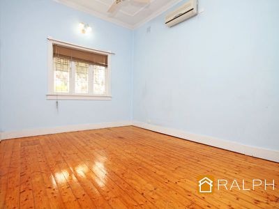 7 Vivienne Avenue, Lakemba