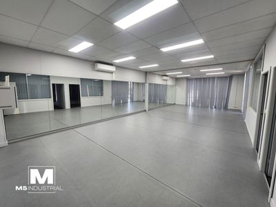 1 / 9 Ladbroke Street, Milperra