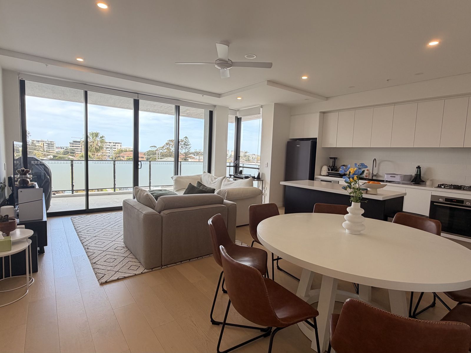 205 / 290 Keira Street, Wollongong