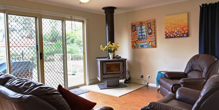 22 Burns Avenue, Euroa