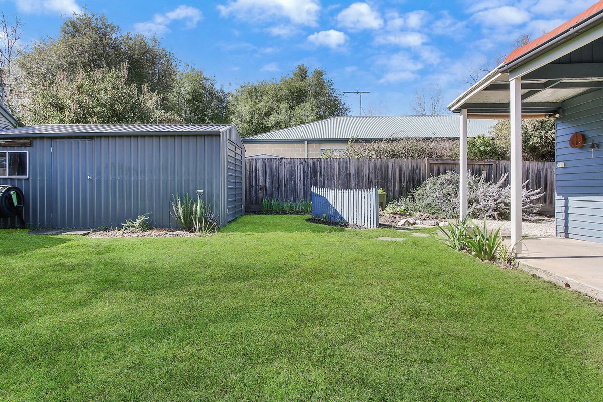 2 Dowling Court, Beechworth