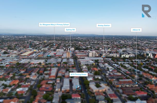 8 / 74 Tinning Street, Brunswick