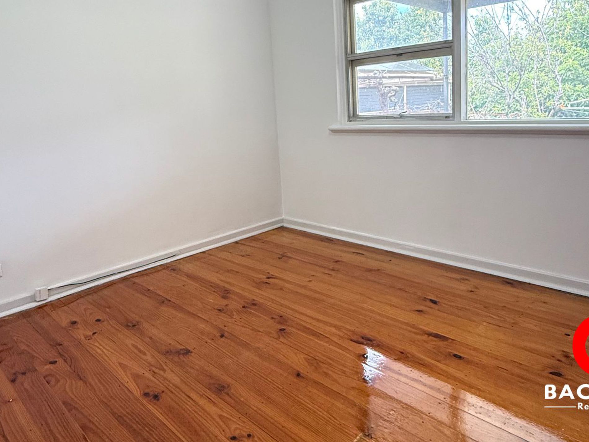 19 Roundaway Crescent, O'halloran Hill