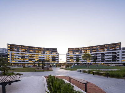 D6061 / 7 Bennelong Parkway , Wentworth Point