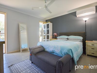2 / 18 Devalera Street, Collingwood Park