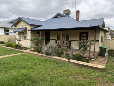 9 Gap Street, Parkes