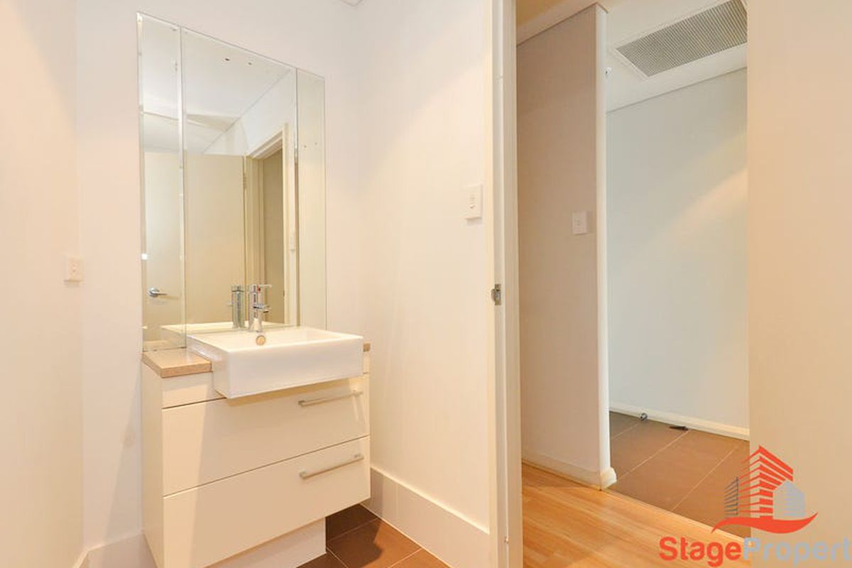 27 / 229 Adelaide Terrace, Perth