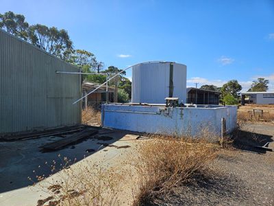 28 SALEYARDS ROAD, Millicent