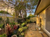 8 / 45 Nyanza Street, Woodridge