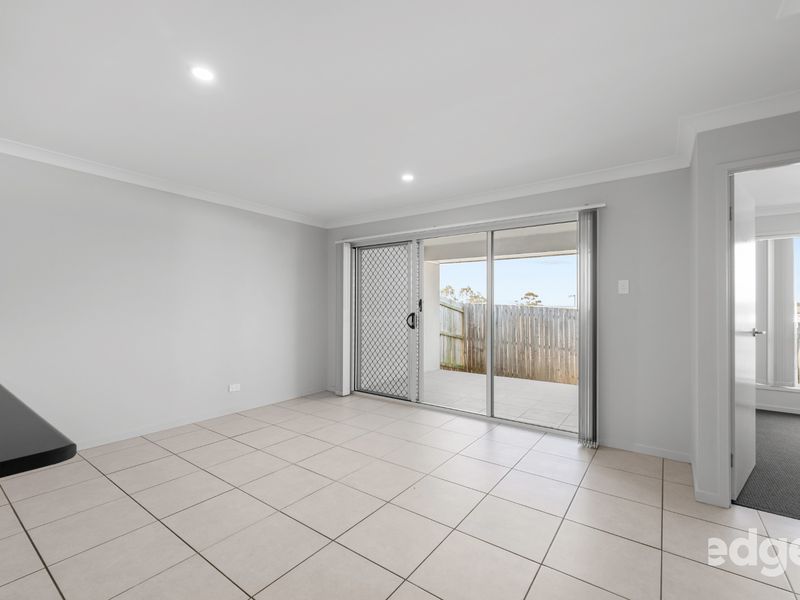 2 / 15 Pemswood Close, Deebing Heights