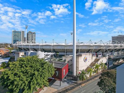 702 / 95 Linton Street, Kangaroo Point