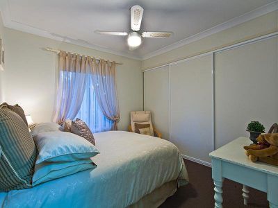 2 Aberdeen Pl, Manly West