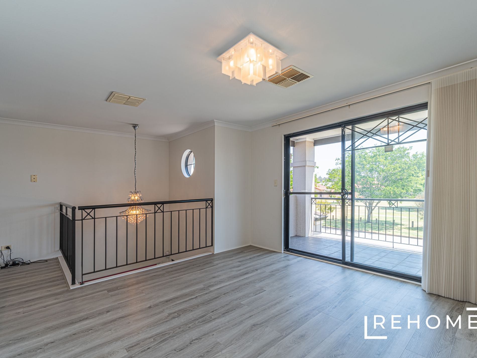 15 THURLOE WAY, Canning Vale