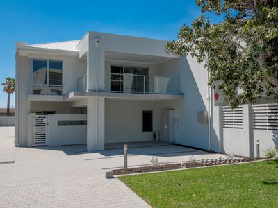 18 Nautilus Crescent, Scarborough