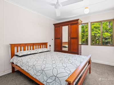 61 Howes Road, Farnborough