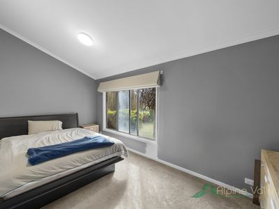 4 Valley Avenue , Mount Beauty