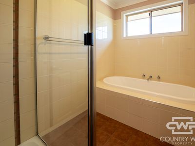 24 Carlisle Close, Glen Innes