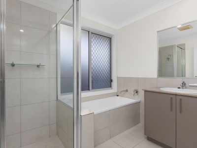 54B Transfield Avenue, Edgeworth