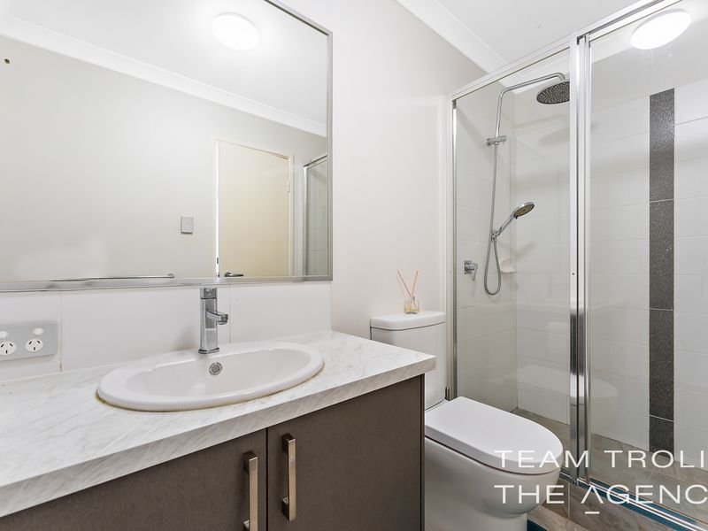 3 / 383 Carrington Street, Hamilton Hill