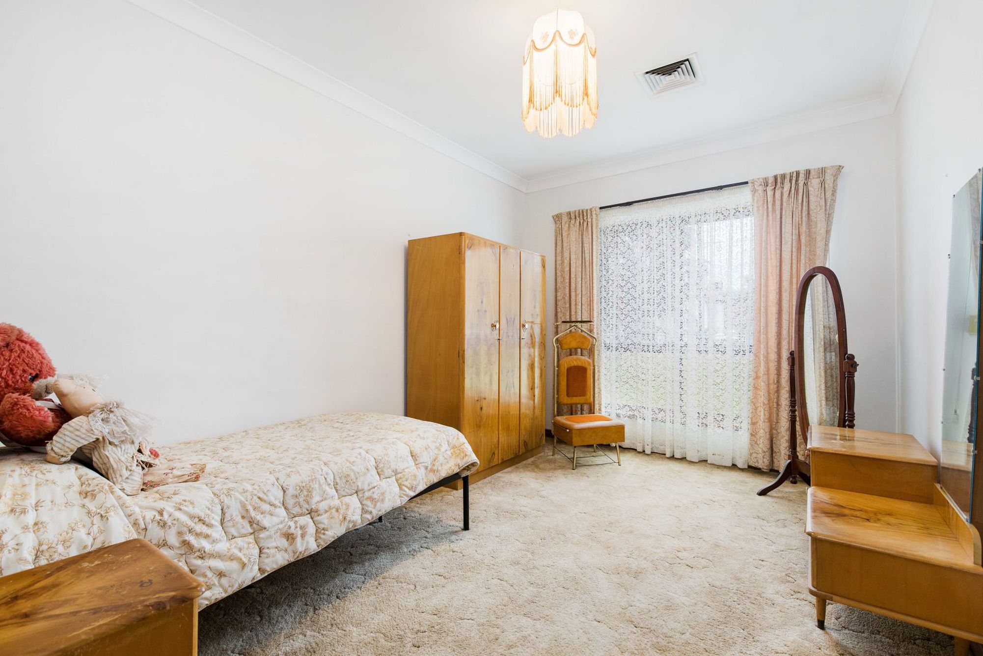 8 Sunbeam Road, Glynde