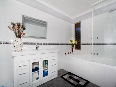 9 Fairetha Place, Kalgoorlie