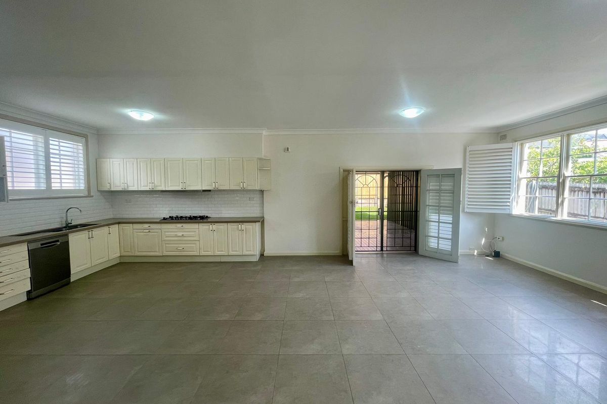 174 Croydon Road, Croydon