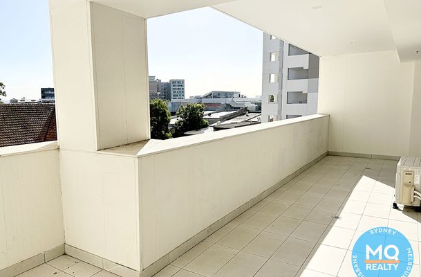 209 / 18 Harrow Road, Auburn