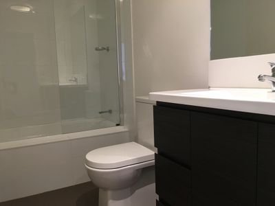 1404 / 420 Macquarie Street, Liverpool