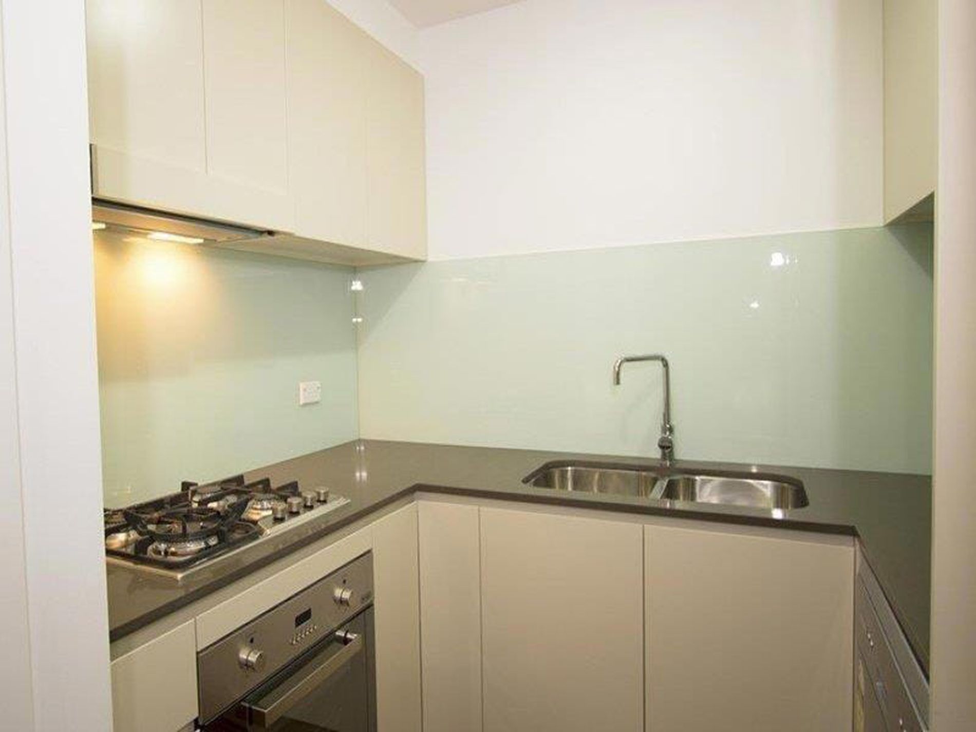 402 / 71-73 Bank Lane, Kogarah