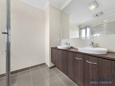 40 Pyrenees Road, Clyde